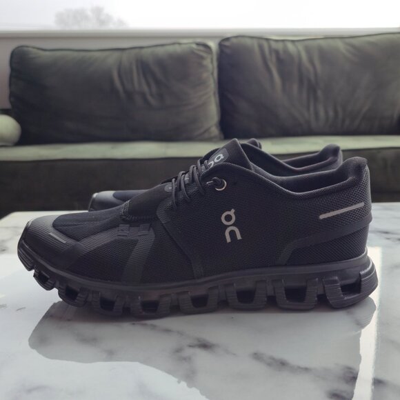 On Cloud 6 Sneakers Black Running Shoes New With Box - Picture 7 of 9